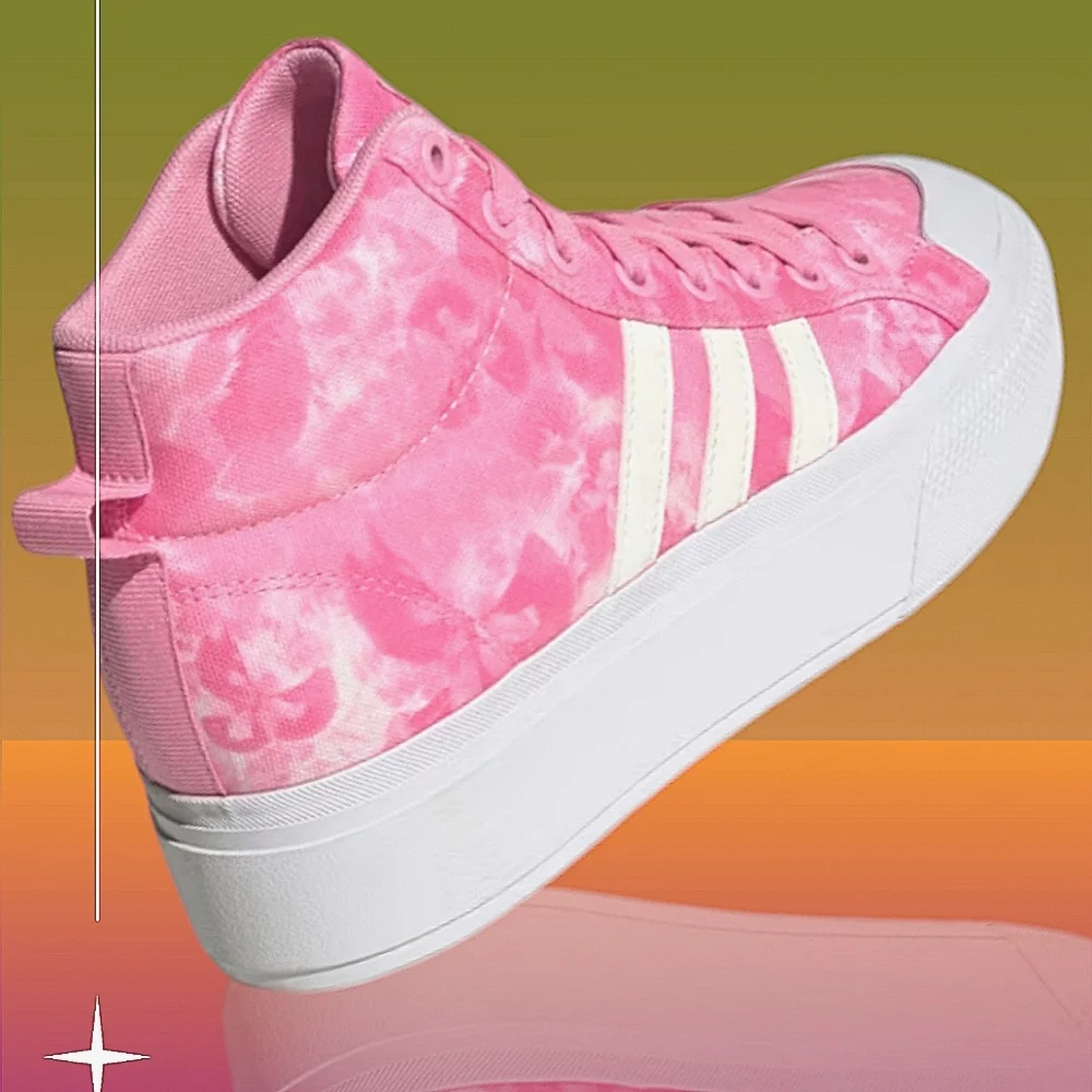 NIB ADIDAS Platform Mid Top Sneakers